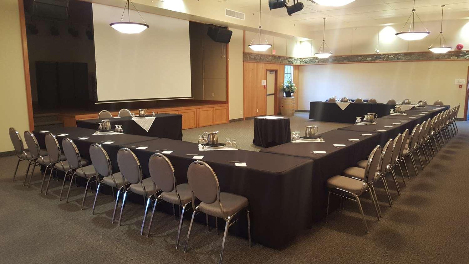 Prestige Hudson Bay Lodge & Conference Centre, Worldhotels Crafted Collection Smithers Dış mekan fotoğraf